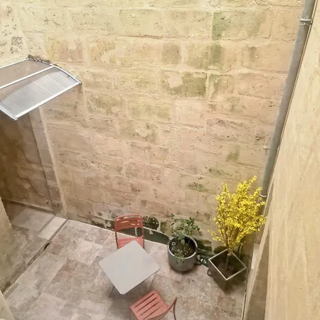 Le 23 Maison Silva Blaye